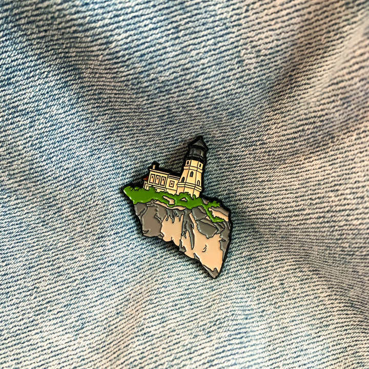 Split Rock Light, Enamel Pin