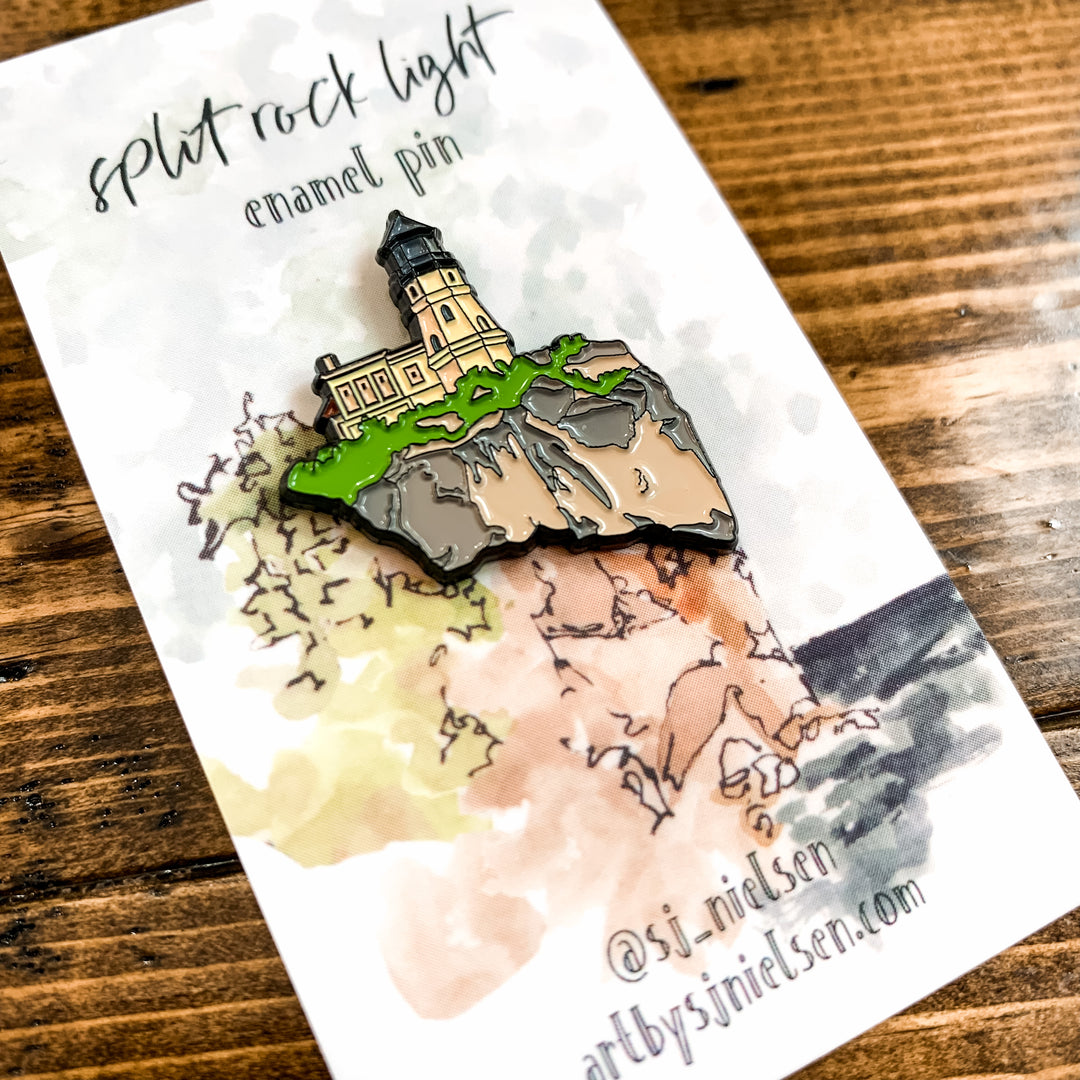 Split Rock Light, Enamel Pin